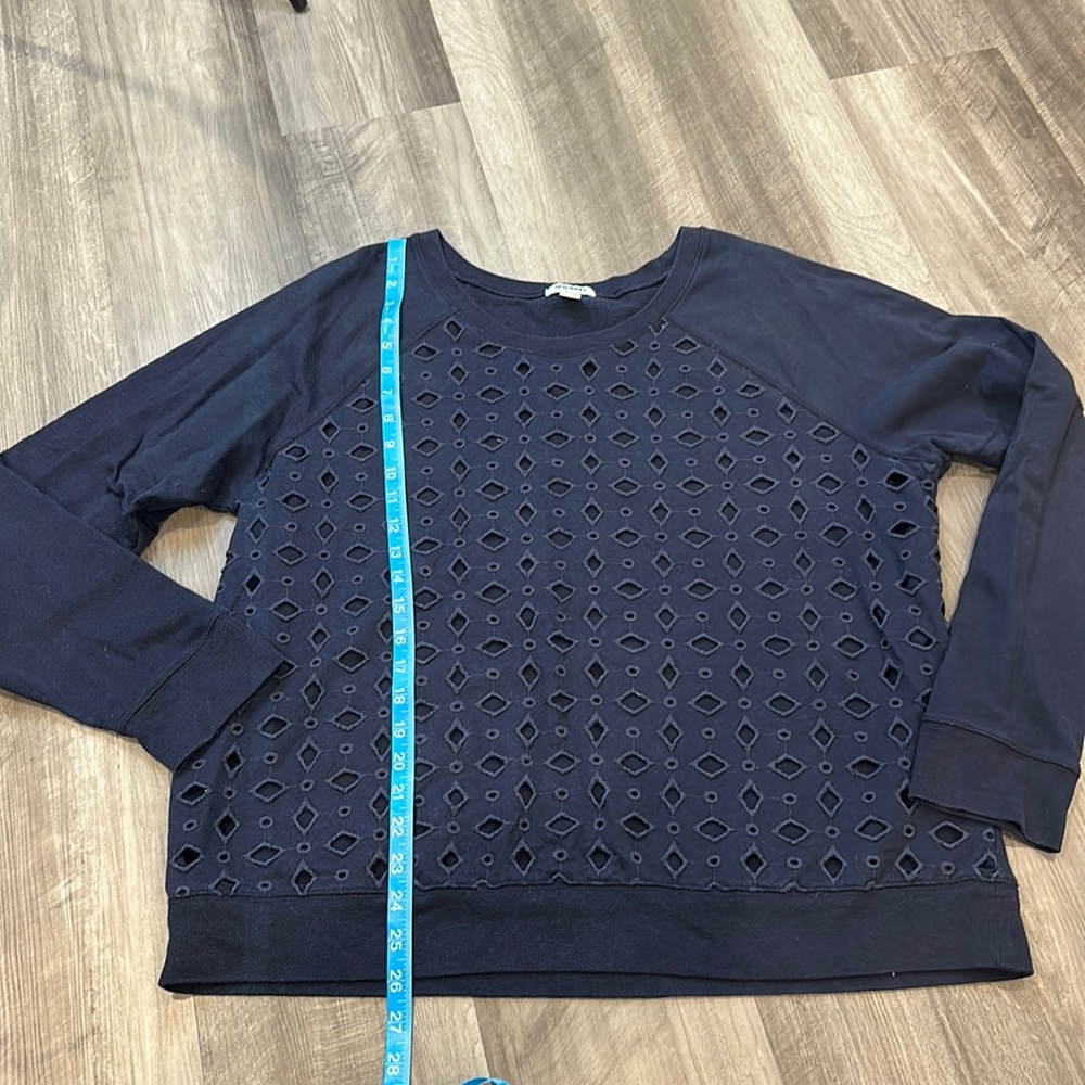 Old Navy navy top